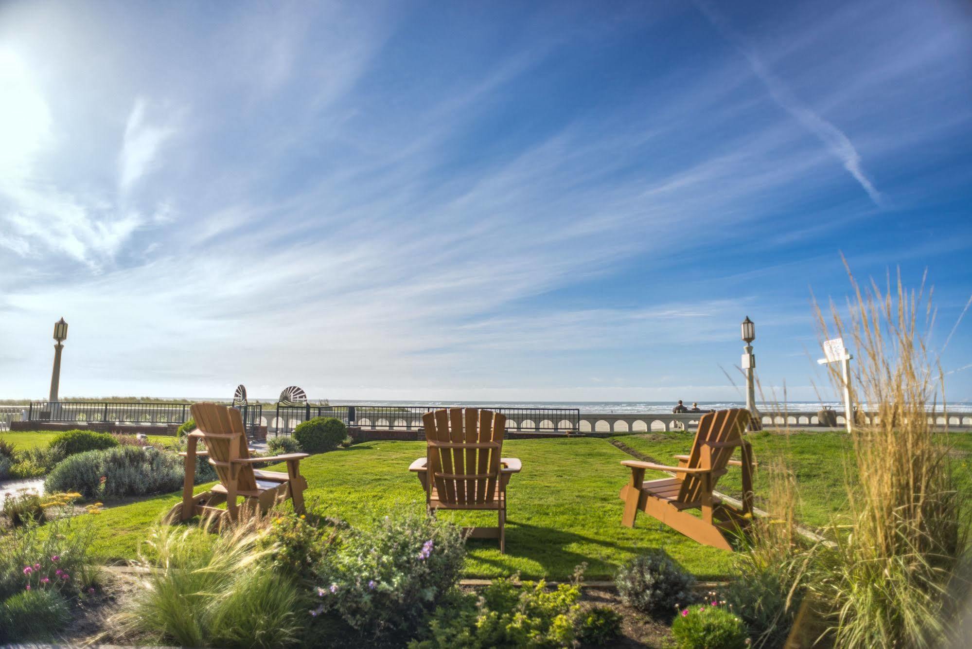 Inn At The Prom Oceanfront Seaside Exterior foto
